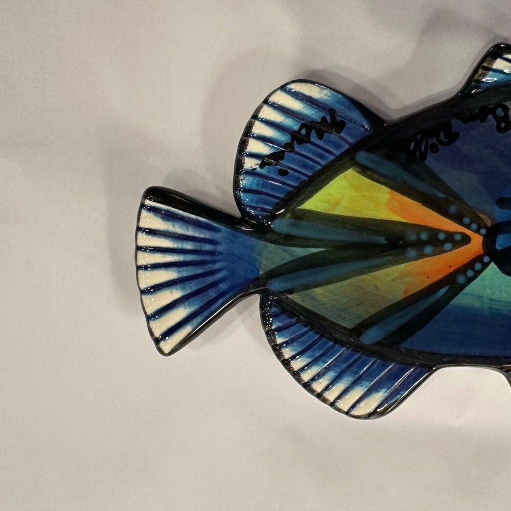 Ben Diller Signed Trigger Reef Fish Small Platter Plate Decor Maui Hawaii - Picture 4 of 12
